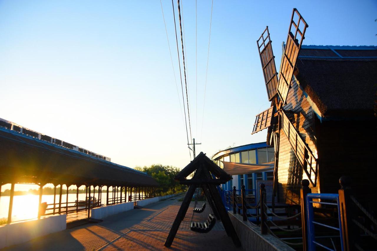 Sunrise Crisan (Tulcea)